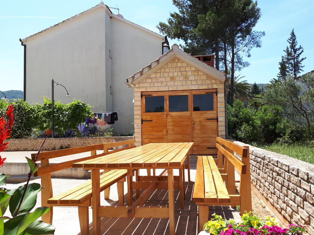 Apartments Aria Stari Grad  Εξωτερικό φωτογραφία